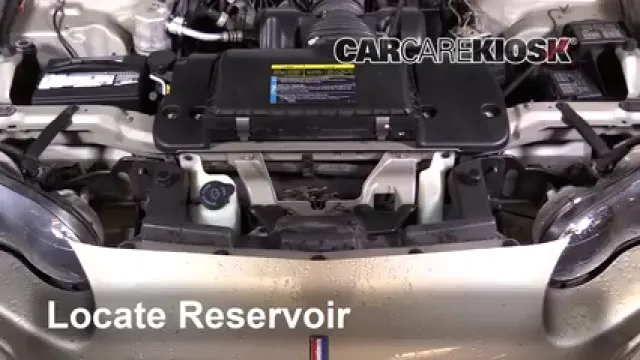 2002 Chevrolet Camaro 3.8L V6 Convertible Liquide essuie-glace Ajouter du liquide